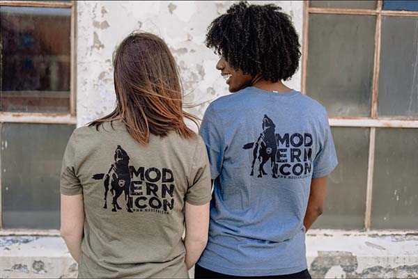 Modern Icon Graphic T-Shirt